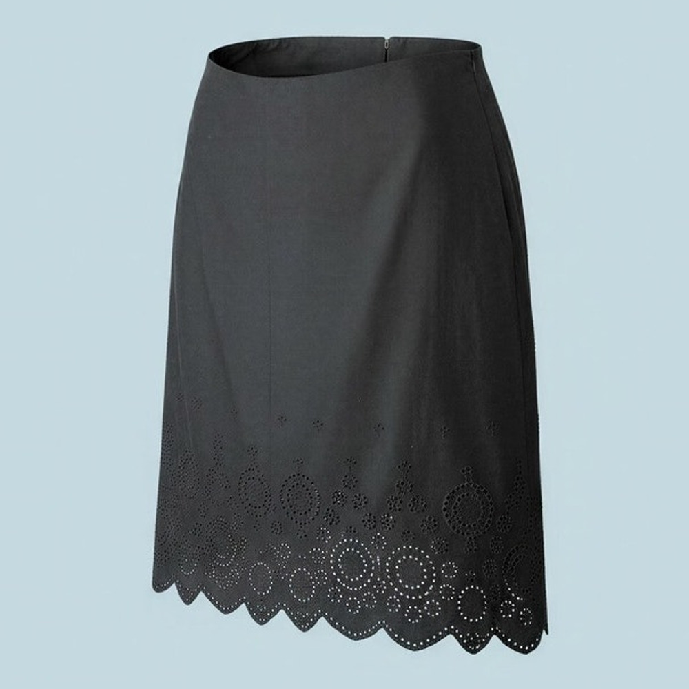 Banana Republic Skirt Womens Size 10 Black Eyelet Scallop Hem Knee Length
